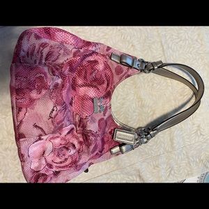 Cute pink Coach hobo bag. Barely used